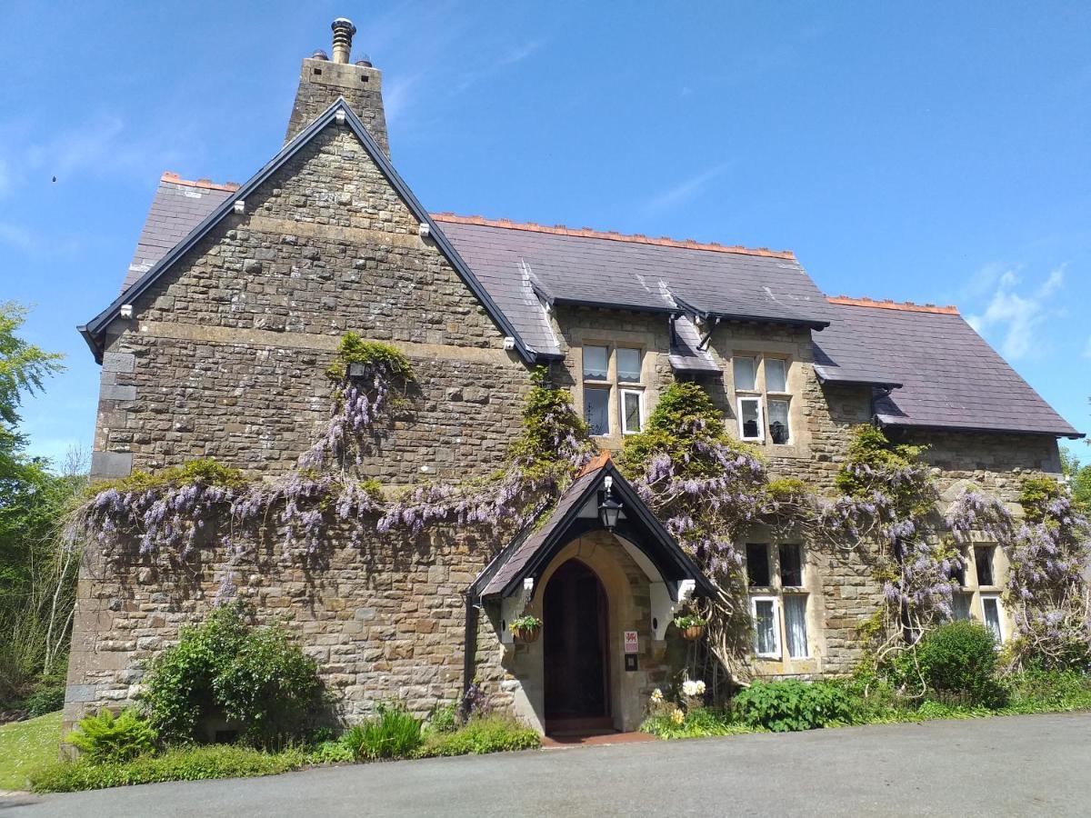 St David'S Guesthouse Хаверфордуэст Экстерьер фото