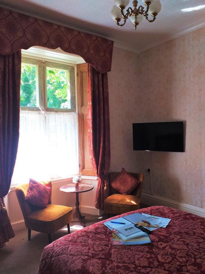 St David'S Guesthouse Хаверфордуэст Экстерьер фото