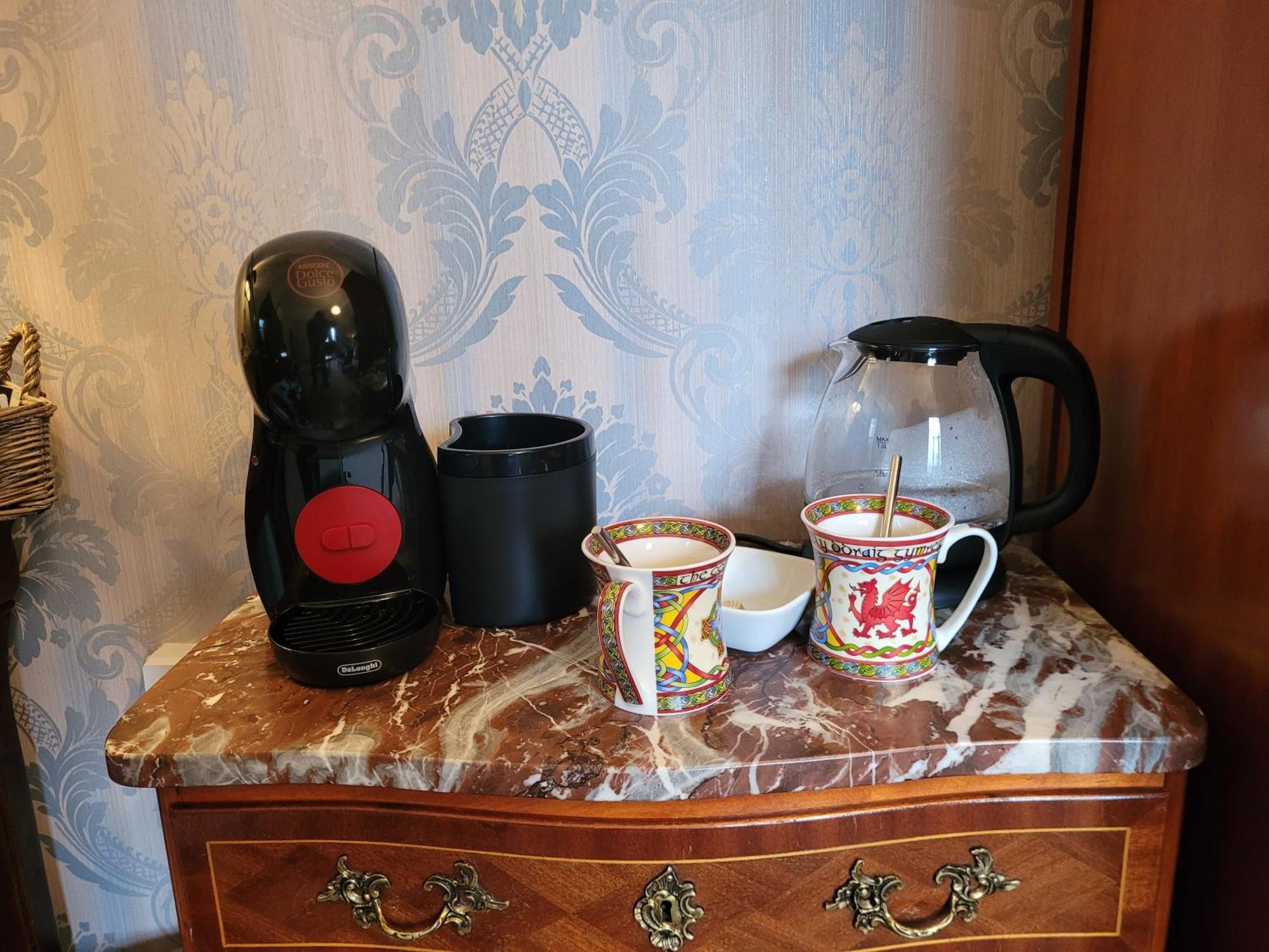 St David'S Guesthouse Хаверфордуэст Экстерьер фото