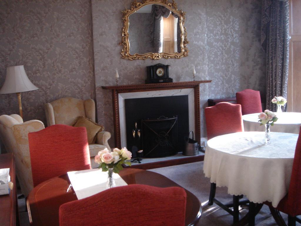 St David'S Guesthouse Хаверфордуэст Экстерьер фото