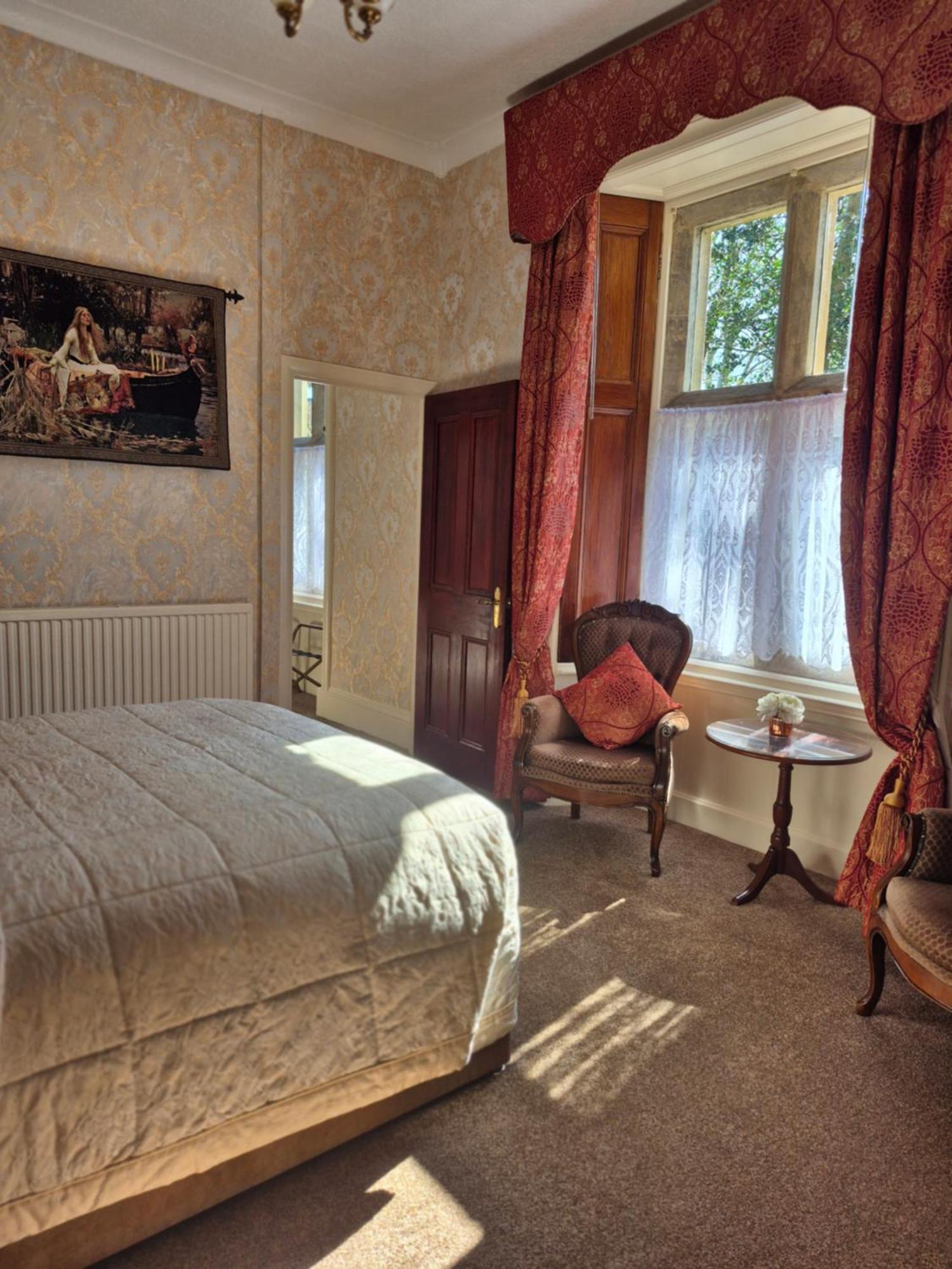 St David'S Guesthouse Хаверфордуэст Экстерьер фото