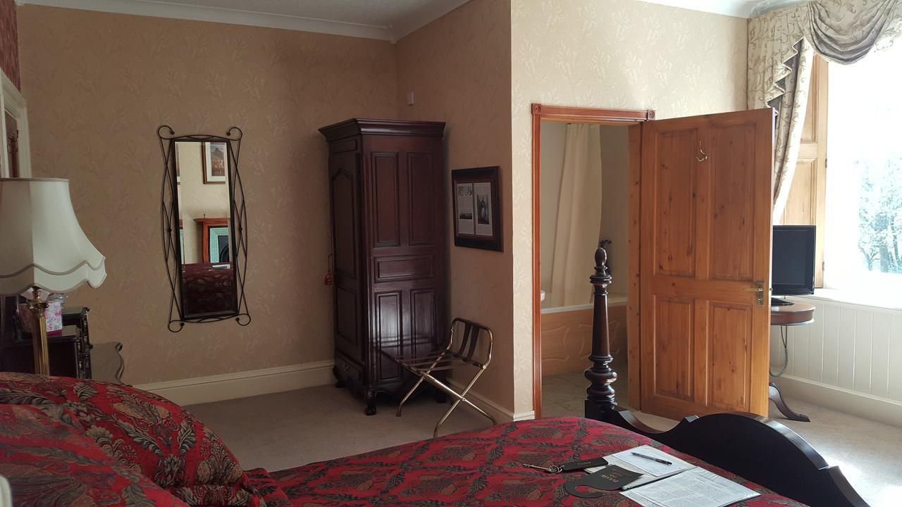 St David'S Guesthouse Хаверфордуэст Экстерьер фото